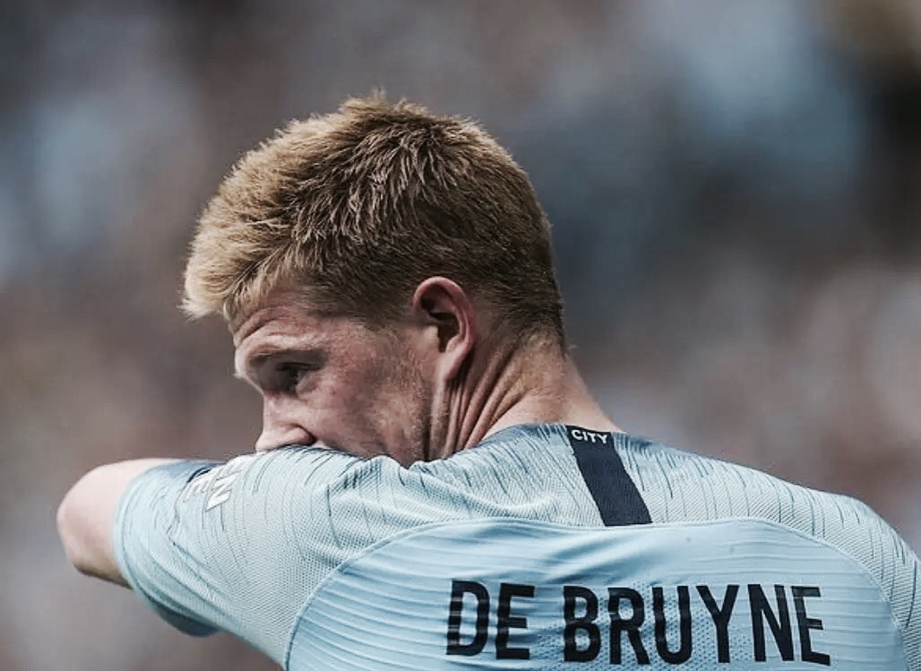 近15年谷歌每年搜索量最高球员：C罗10次断崖领先，梅西仅1次（过去15年谷歌年度搜索最高球员：C罗10度领跑，梅西仅一次登顶）