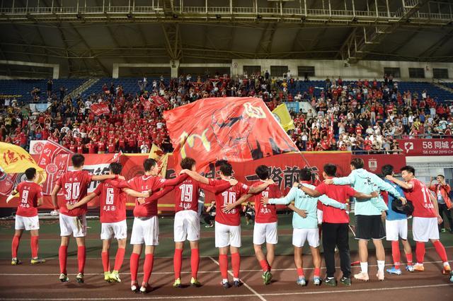 德转更新巴甲球员身价，内马尔再跌100万只剩1000万欧