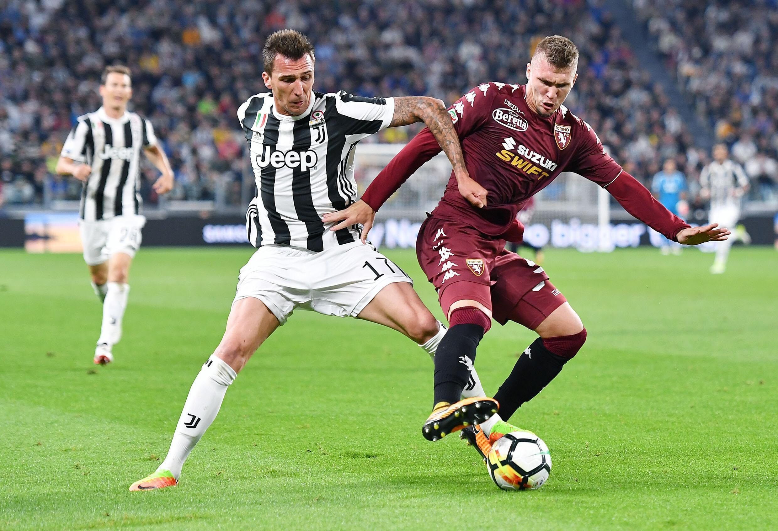 倒钩踢到对手面部被罚下，安东尼：我想赢，这是一个无意动作（倒钩误中对手脸部吃红牌，安东尼：只想赢，并非故意）