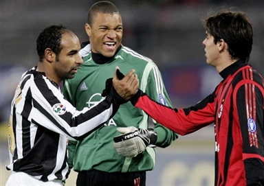 斯基拉：托莫里接近与AC米兰续约至2029年（斯基拉：托莫里与AC米兰续约至2029年已接近敲定）