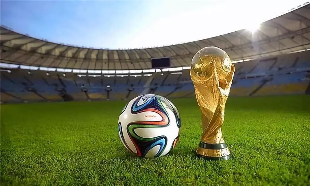 U15联赛15天内踢7场，英超代表：这种踢法，风险大于回报