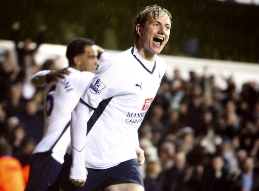 林荣福儿子致信瓦伦股东进行赛季总结，全篇只字不提足球（林荣福之子致信瓦伦股东回顾赛季，通篇避谈足球）